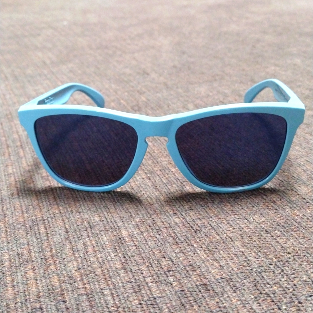 Oakley Frog Skin
